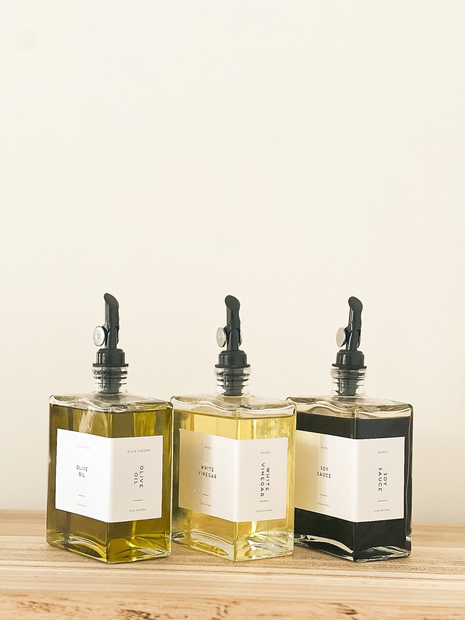 LIVRARA Book-Shaped Glass Oil Bottle – 200ml or 500ml | Refillable with Labels
