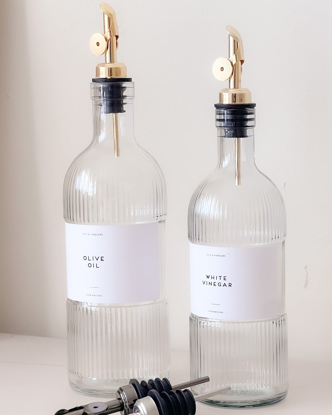 ALORA Ribbed Glass Oil Bottle – 500ml or 700ml | Refillable with Custom Labels image 1